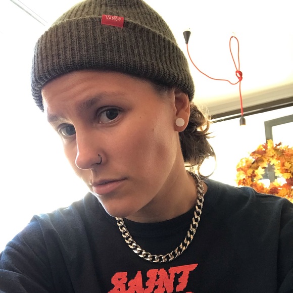 Meet your Posher, Shantel - Picture 1 of 1